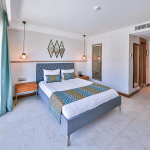 Double Room with Pool View