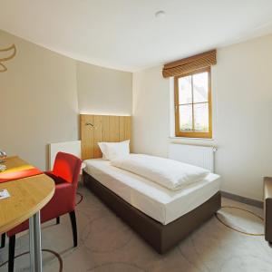 Business Single Room