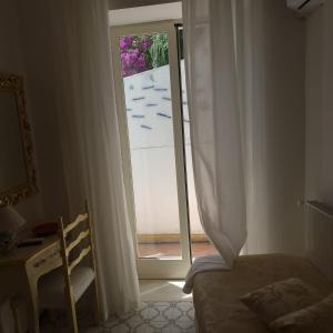 Basic Triple Room - No Sea View