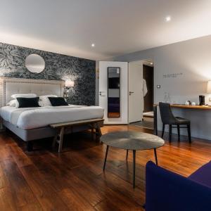 Large Suite