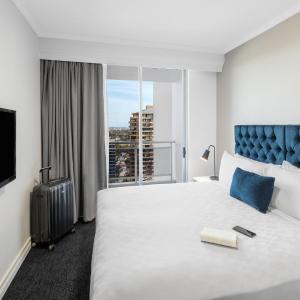 One-Bedroom Luxury Suite