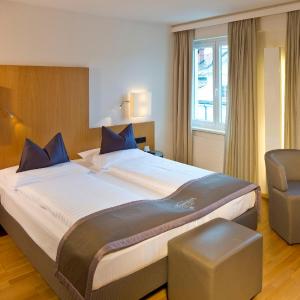 Double or Twin Room with Air Conditioning