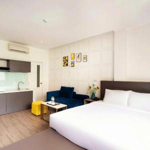 Suite with City View