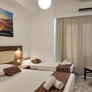 Triple Room with City View
