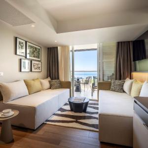 V Level Junior Suite for 2+2 Seaview - Villas 