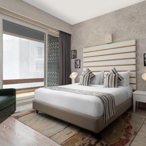 Suite with Balcony