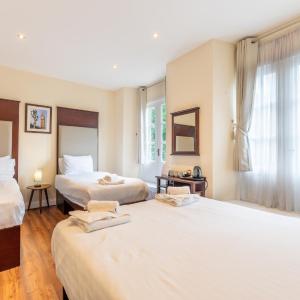 Quadruple Room with Balcony