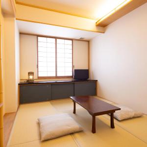 Japanese-Style Small Twin Room (SAKURA) - Non-Smoking - No Meals - No access to 6F Indoor Public Bath