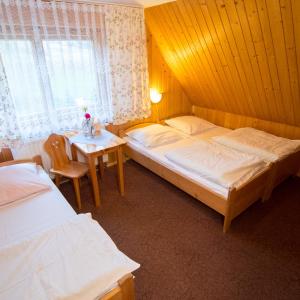 Triple Room with Bathroom