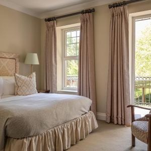 Queen Room with Balcony