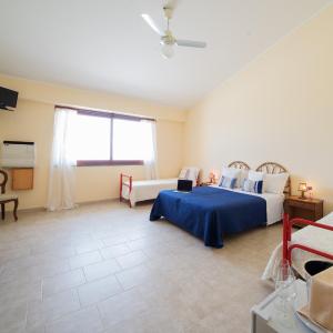 Quadruple Room with Partial Sea View
