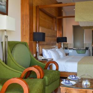 Royal Savoy Junior Suite with Jacuzzi (Adults Only)