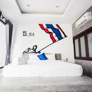 Superior Double Room with Pool View