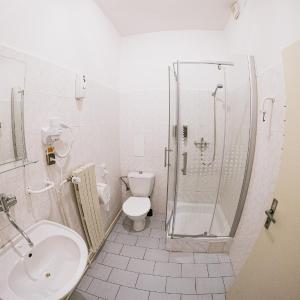Single Room with Private Bathroom