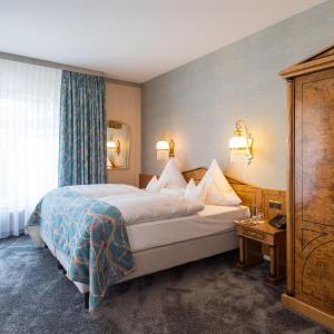 Junior Suite with Balcony