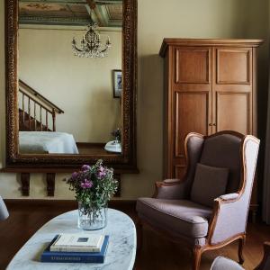 Syrou Melathron Two Bedroom Sea View Suite (Main Building)