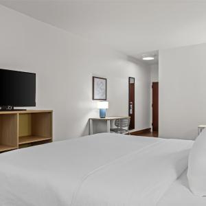 King Room with Sofa Bed - Non-Smoking
