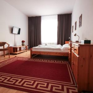 One-Bedroom Standard Apartment