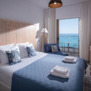 Deluxe Room with Sea View