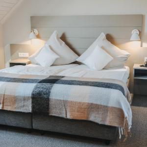 Superior One-Bedroom Apartment