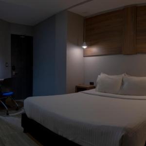  Double Room No Window