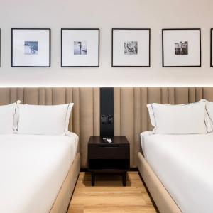 Deluxe Queen Suite