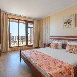 Triple Room with Sea View