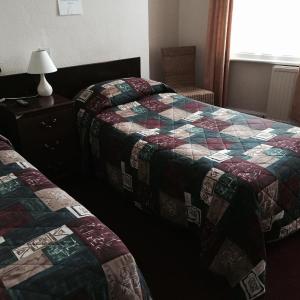 Twin Room with Bathroom