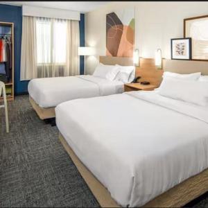 Queen Studio with Two Queen Beds - Hearing Accessible