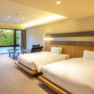 Twin Room B