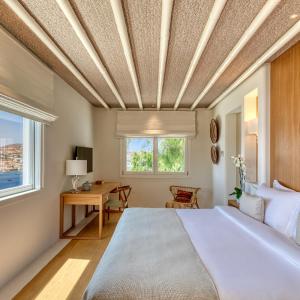 Topaz, 4 Bedroom Villa, Sea view, Whirlpool, Balcony
