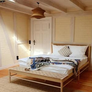 Standard Double Room with Shared Bathroom
