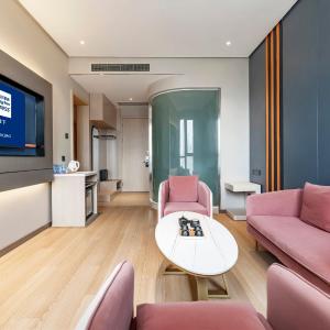 One-Bedroom Suite