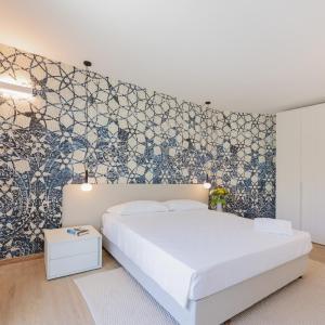 Suite with Garden View