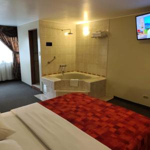Queen Suite