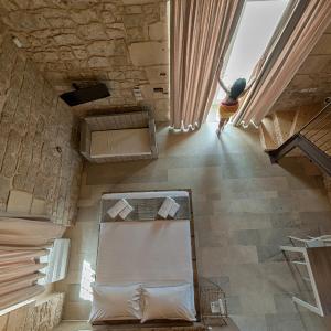 Apartment - Split Level