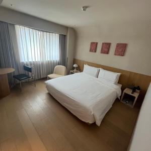 Jimu Double Room with City View