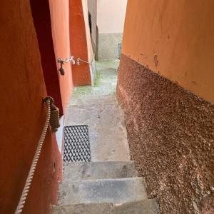Standard Double Room with Shared Bathroom