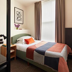 Small Room - Single Bed