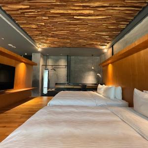 Quadruple Room with Mountain View