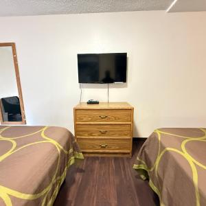 3 Bedroom Suite Non-Smoking