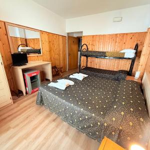 Economy Quadruple Room