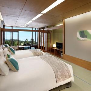 Superior Twin Room with Tatami Area (Highest Floor) - Non-Smoking