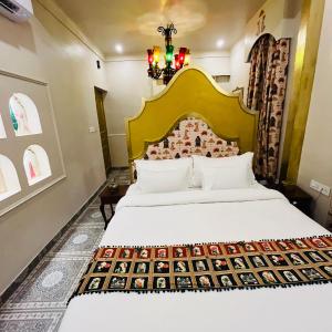 Maharajah Suite Room