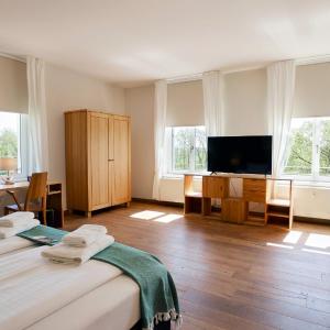 Junior Suite with Balcony