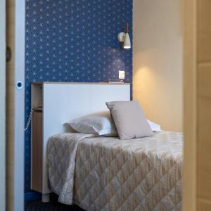 Simple Room
