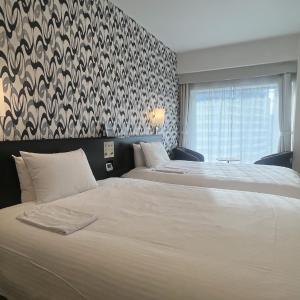 Executive Twin Room with City View - Non-Smoking