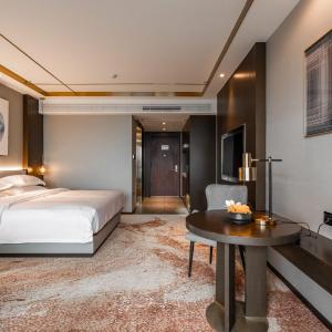 Superior Queen Room