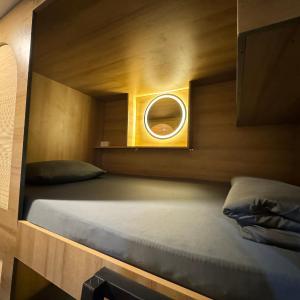 Bed in 6-Bed Mixed Dormitory Room