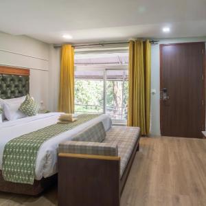 Double Room with Mountain View